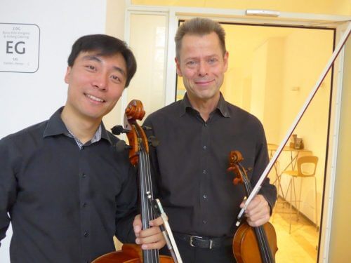 Bonian Tian und Torsten Janicke beim Kammerkonzert des Gürzenichorchesters in der Kölner Flora